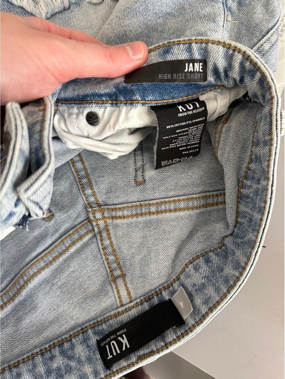 Kut from the cloth Jane high rise shorts size 4 - Picture 3 of 3
